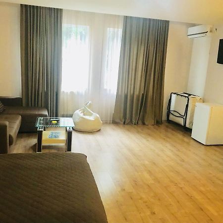 Solo Lucky Apartamento Tbilisi Exterior foto